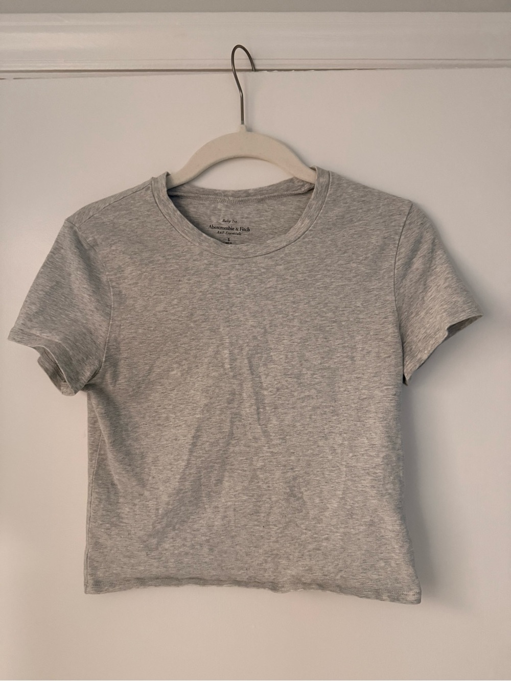 Abercrombie & Fitch Women's Essentials Baby Tee Gray Size S